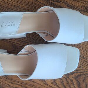Alex Marie White Sandals Size 10